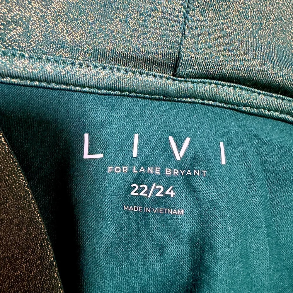 Livi by Lane Bryant Shimmering Green Gold Hoodie ECO Friendly- Plus Size 22/24 - Picture 12 of 15